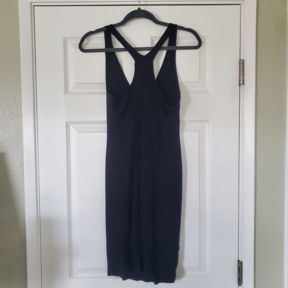 Black v neck jersey dress